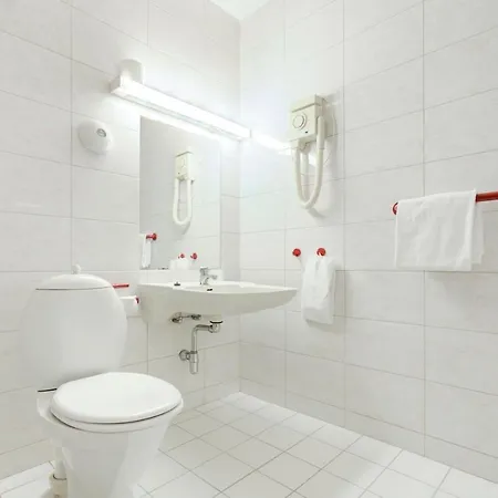 Bed and Breakfast Melbu Hotell 3*