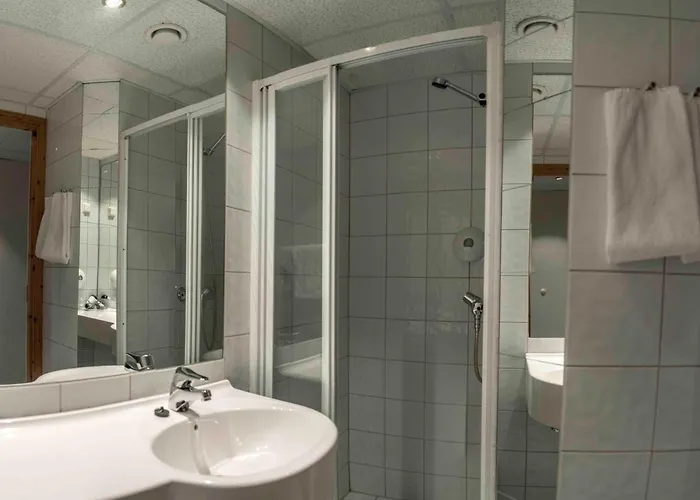 Bed & Breakfast Melbu Hotell 3*