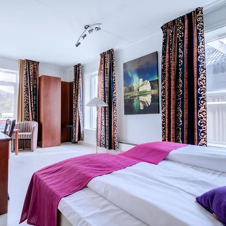 Frühstückspension Melbu Hotell 3*