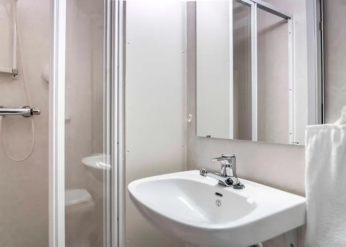 Bed & Breakfast Melbu Hotell